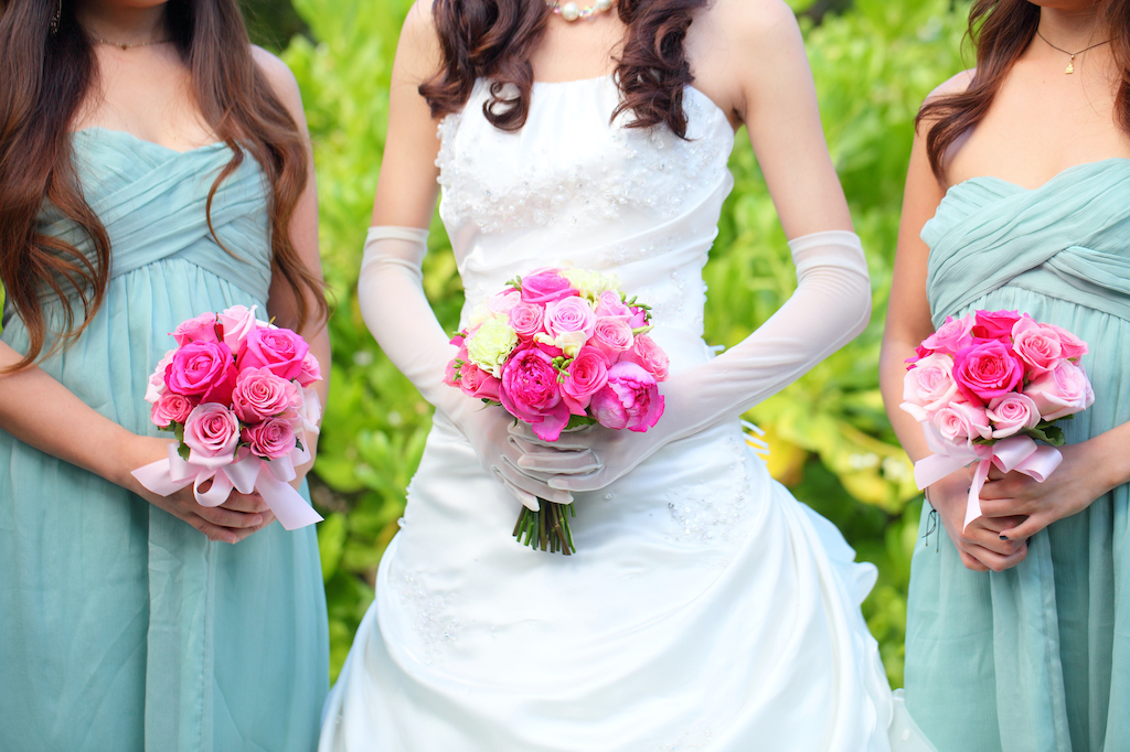 結婚式を盛り上げるブライズメイド用ドレス10選 おしゃれ 華やか コスパ など 選び方のポイントとともに現役プレ花嫁が厳選して紹介 アニーお祝い体験マガジン By ギフトモール