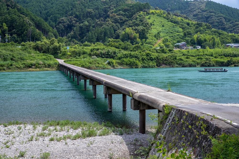 【保存版】高知の温泉旅館おすすめ15選【四国居住経験あり！のライターが徹底紹介】ロケーション◎・展望露天風呂・源泉かけ流しなど