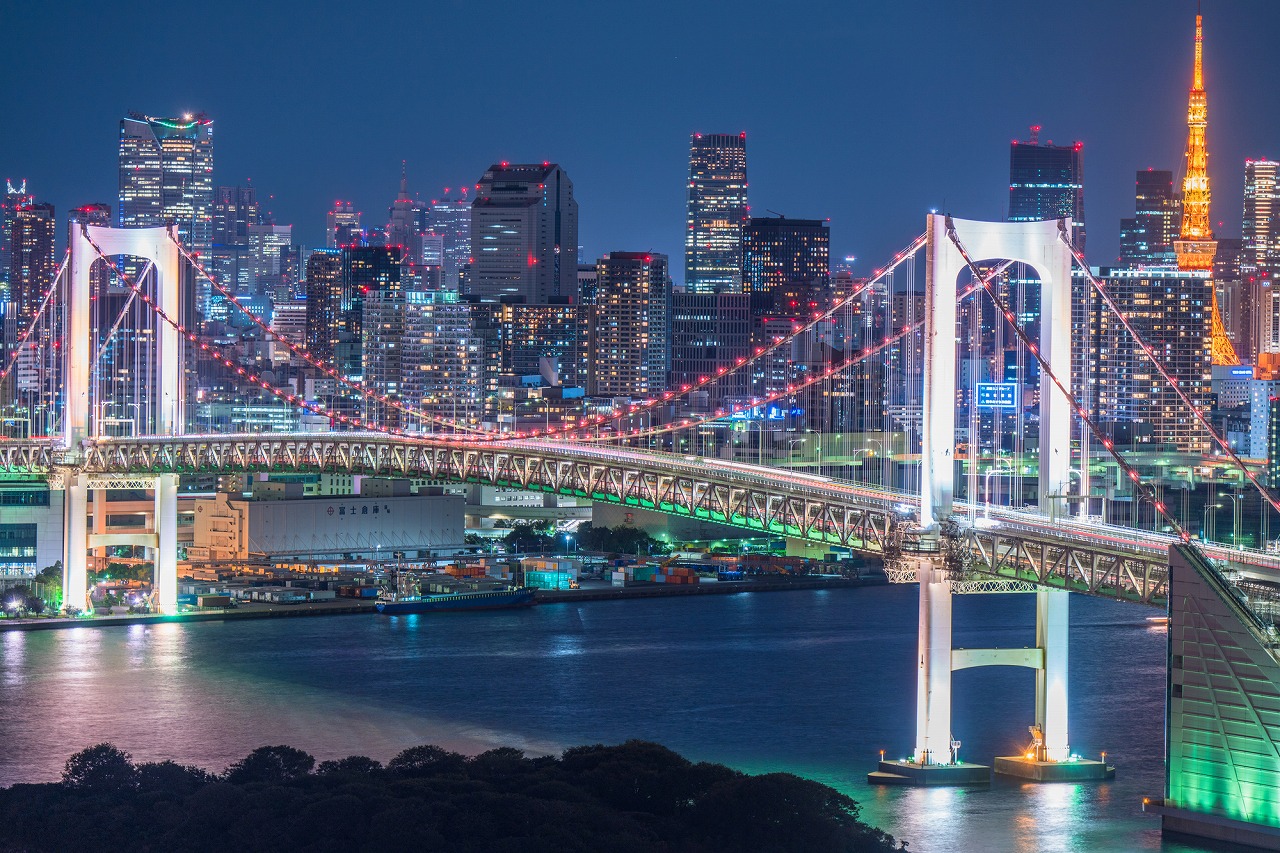 ドライブ デート 東京 夜 デート