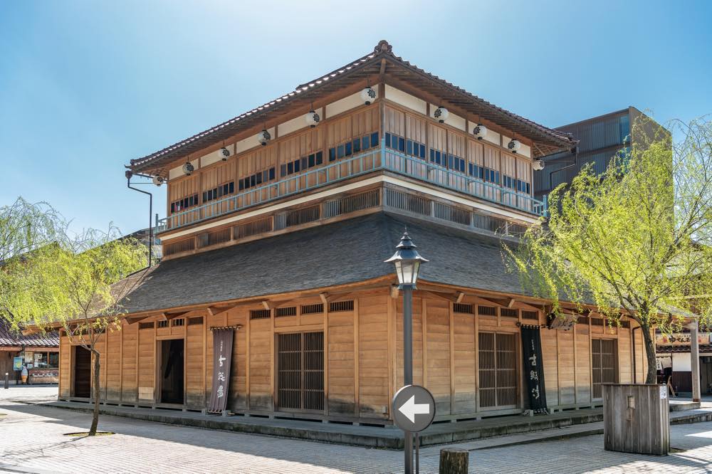 【保存版】山代温泉の高級旅館おすすめ15選【山代温泉に魅了されたライターが徹底紹介】露天風呂付き客室・貸切温泉・レイクビューなど