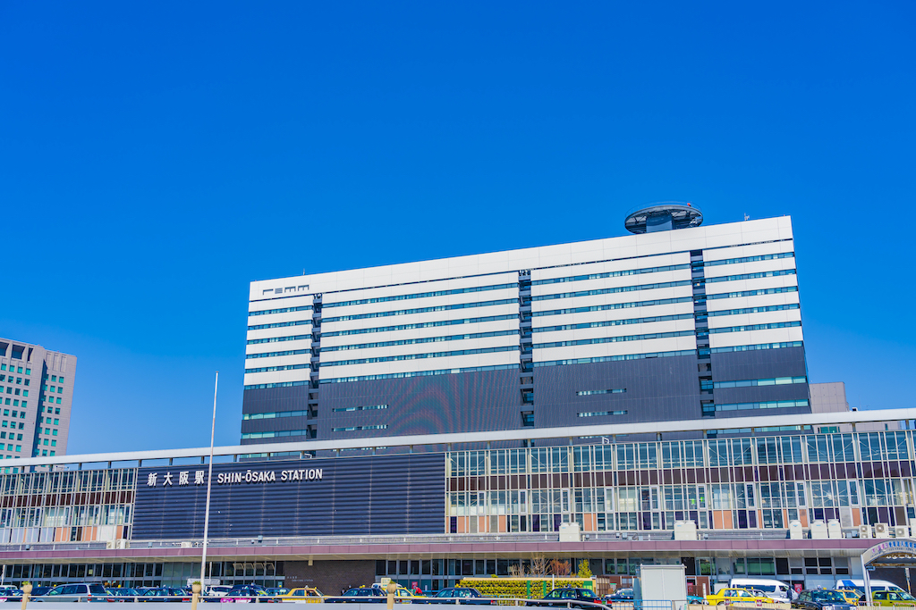 【保存版】新大阪駅のテイクアウトグルメならここ！新大阪在住筆者が厳選する新大阪駅の記念日におすすめ飲食店【15選】豚まん・串カツ・駅弁・スイーツなど