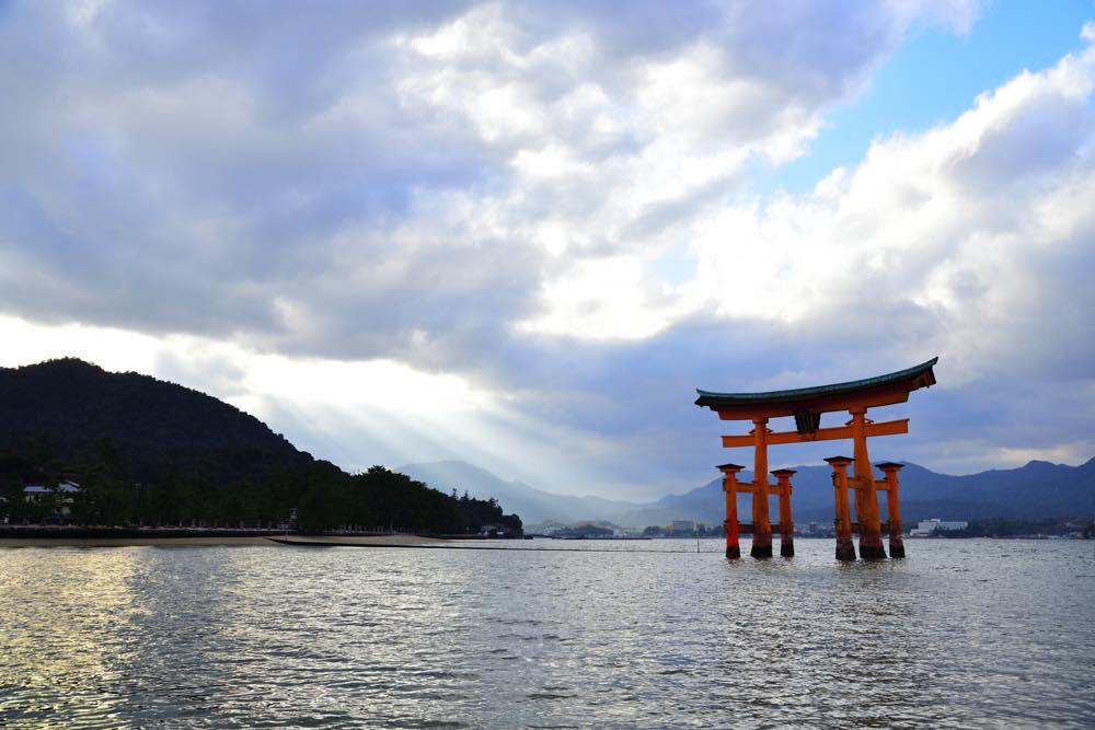 21年版 広島の穴場デートならここ 旅行好き筆者のおすすめの15スポット 絶景ロープウェイ グランピング もみじまんじゅう専門店など アニバーサリーズマガジン