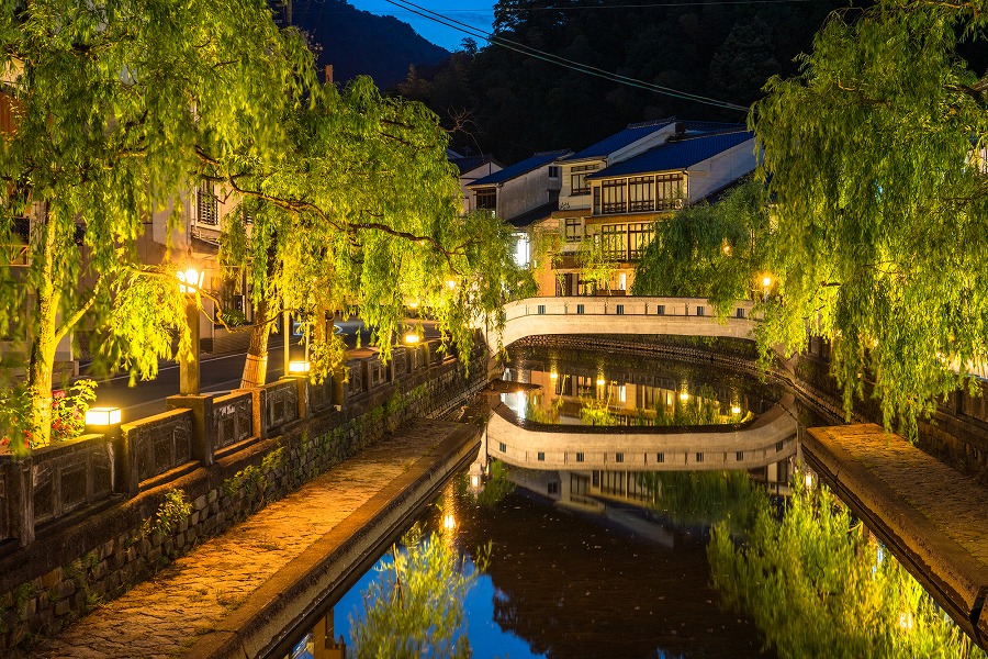 【保存版】カニ料理が楽しめる城崎温泉旅館おすすめ15選【地元民が徹底紹介】食べ放題プラン・会席料理・カニと但馬牛コースなど