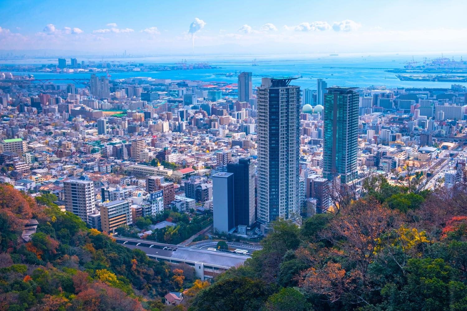 【保存版】新神戸駅周辺のランチ15選！カップルのデートや記念日にもおすすめ【神戸市在住筆者が徹底ガイド】高級ホテルランチ・本格派フレンチやおしゃれカフェまで