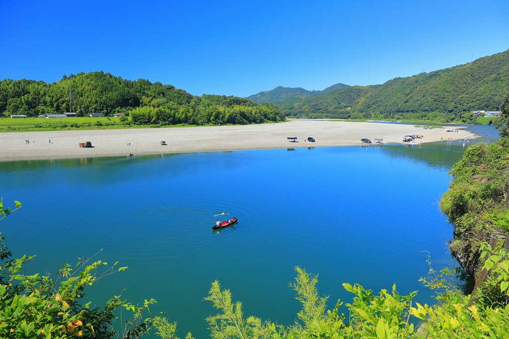 高知 温泉 記念日 誕生日など特別な日に泊まりたい旅館 ホテル15選 料理自慢 温泉自慢 風景自慢など温泉好きな筆者が徹底調査 アニーお祝い体験マガジン By ギフトモール
