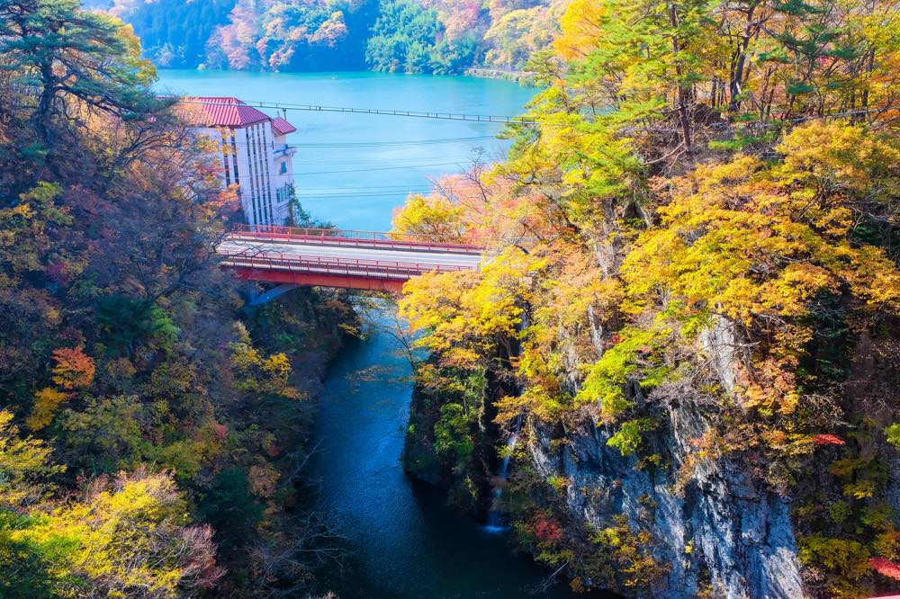 【猿ケ京温泉】記念日・誕生日など特別な日に泊まりたい旅館・ホテル10選！露天風呂・源泉かけ流し・記念日特典つきなど温泉が大好きな筆者が徹底調査！