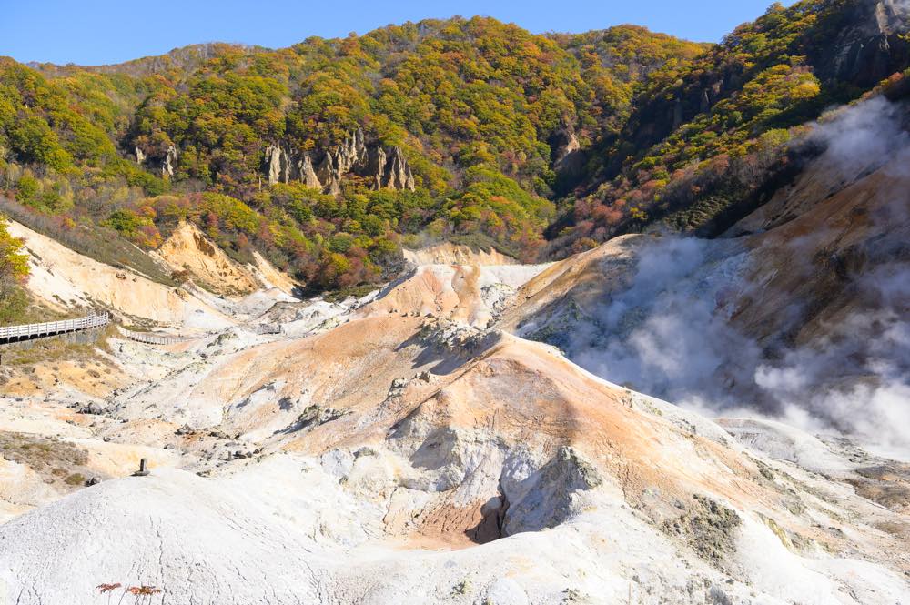 【保存版】登別温泉旅館おすすめ12選【北海道滞在者が徹底紹介】老舗旅館・展望露天風呂・個性派のお宿など