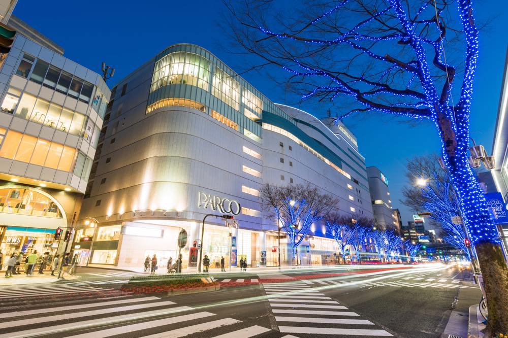 名古屋駅 販売 大学生 服