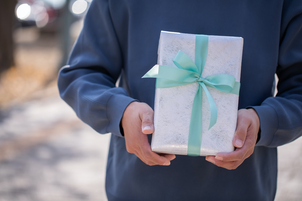 【予算4,000円】20代彼氏がもらって嬉しいおすすめプレゼント15選!高見え日用品など実用性の高いアイテムをギフトオタクライターがご紹介