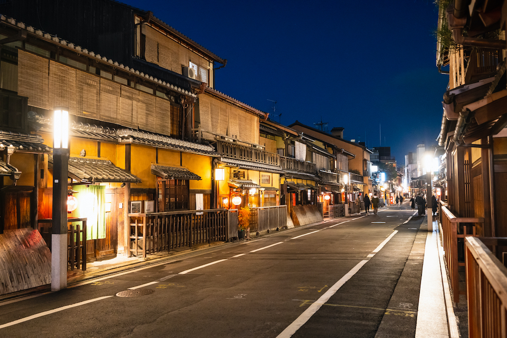 【2023年度版】祇園でサプライズパーティーにおすすめなお店19選！個室や誕生日プラン・貸切OKなお店など◎サプライズ好きなグルメライターが厳選！