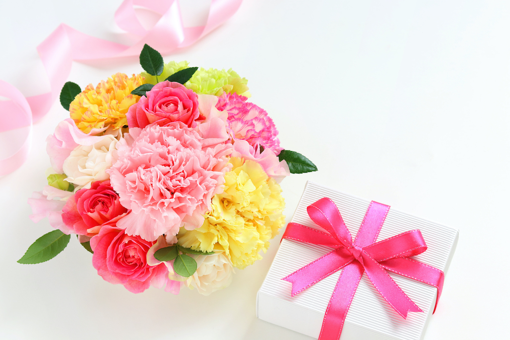 【予算1000円】60代妻がもらって嬉しいおすすめプレゼント15選!グルメ・文具・インテリアなど60代の母を持つギフトリサーチ好きな筆者が紹介♪