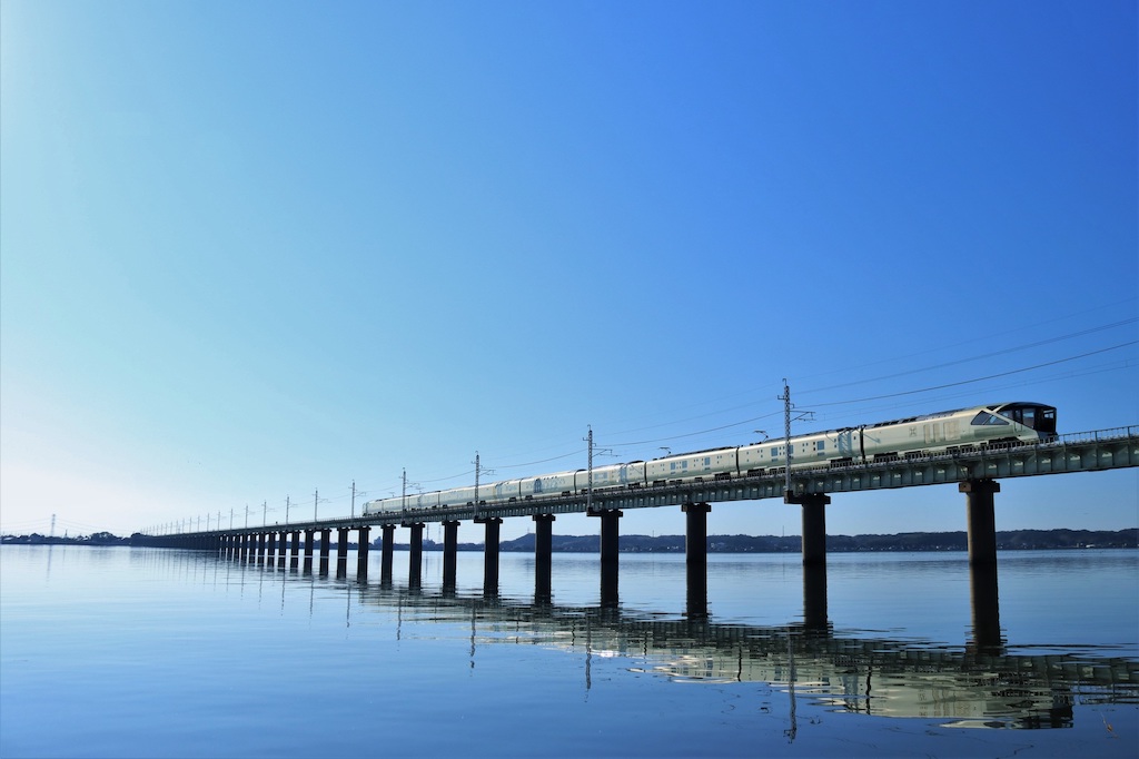 関東のおすすめ観光列車10選！四季島・SL蒸気機関車・自転車トレインなど鉄道ファンの筆者が紹介！