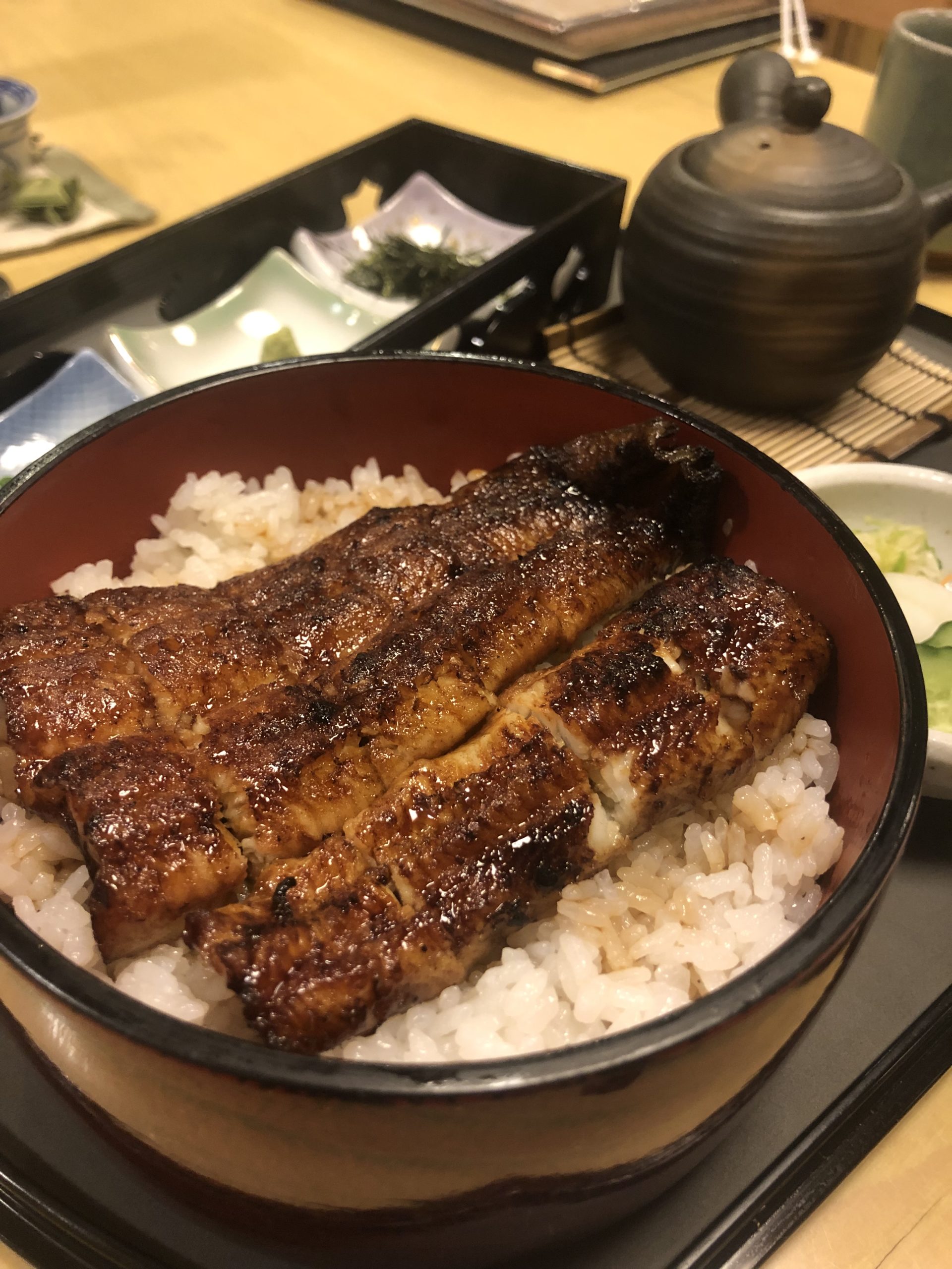 創業70年の老舗鰻店で江戸前鰻の店「宮川本廛 赤坂店 」