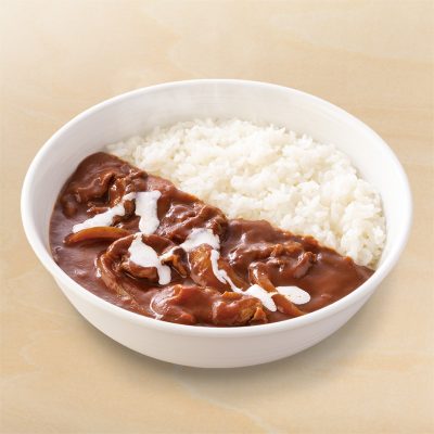 その8.コク深い「肉だく牛ハヤシライス」